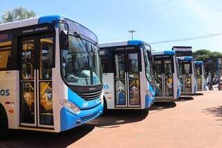 Ônibus em Dourados, um dos municípios que vai ofertar passe livre nestas eleições. (Foto: Prefeitura de Dourados)