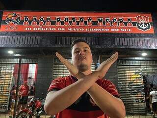 Estudante Pedro Jara está confiante na vitória do Flamengo. (Foto: Samuel Izidoro)