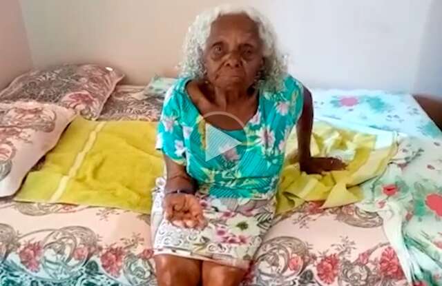 Idosa de 90 anos &eacute; surpreendida por bala perdida em hor&aacute;rio de jogo de futebol