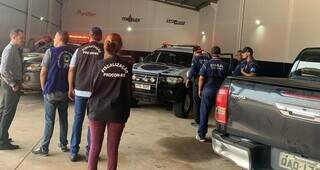 For&ccedil;a-tarefa apreende 1,1 mil litros de lubrificantes falsificados na Capital
