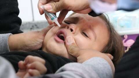 Sábado terá doze unidades abertas para vacinação contra a pólio