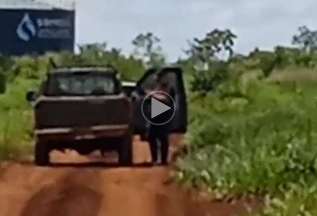 Clima &eacute; tenso em acampamento ind&iacute;gena onde mora ex-candidato