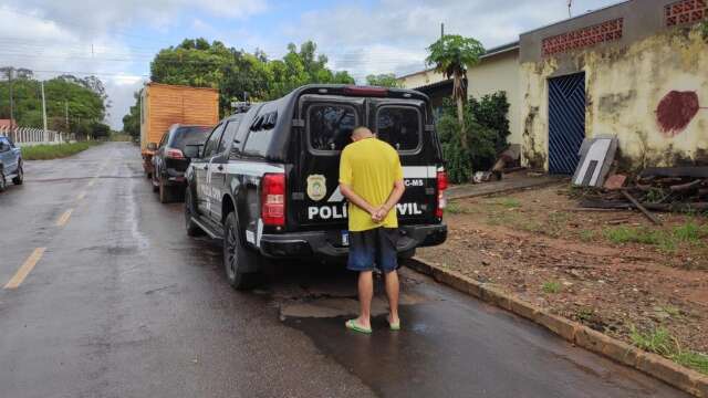 Homem &eacute; preso por armazenar e divulgar pornografia infantil