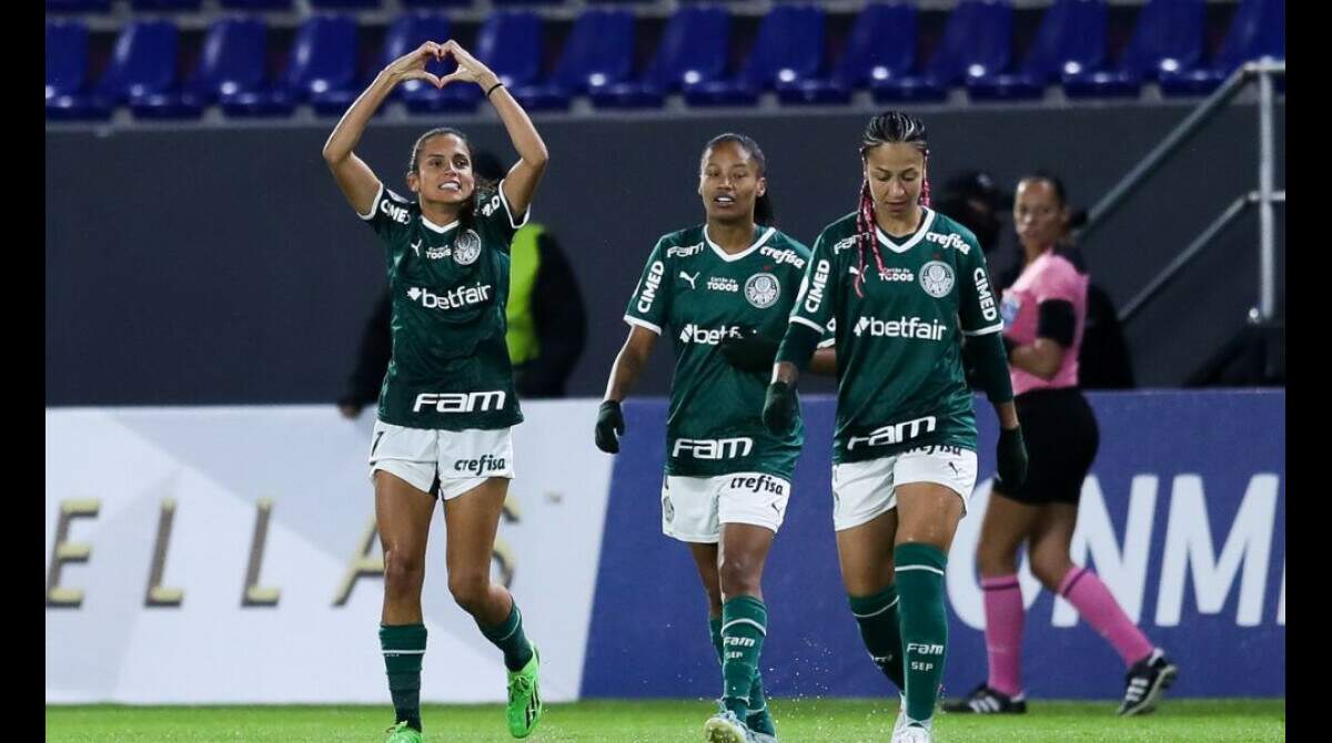 Libertadores: Palmeiras sofre, mas vence com gol no último lance