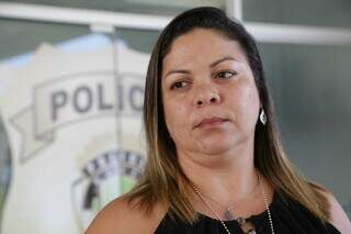 Delegada Maíra Pacheco durante coletiva de imprensa na tarde desta segunda-feira. (Foto: Kisiê Ainoã)