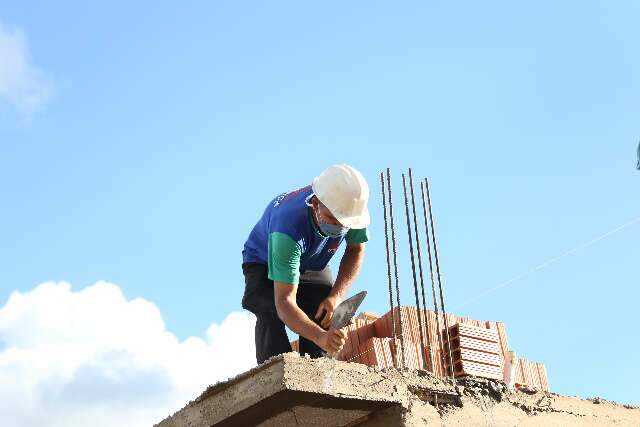 Empresa de engenharia oferece 244 vagas para a &aacute;rea de constru&ccedil;&atilde;o civil