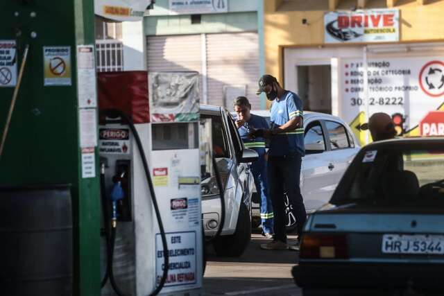 Ap&oacute;s 4 meses em queda, pre&ccedil;o da gasolina para de cair em MS