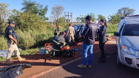 Identificados outros 2 mortos em acidente entre ônibus e Hilux