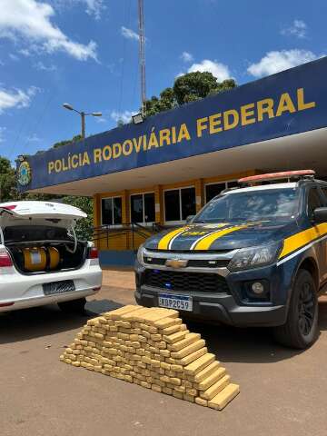 Traficante que saiu de MS &eacute; preso em Goi&aacute;s ap&oacute;s capotar ve&iacute;culo com maconha