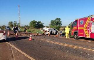 Local do acidente entre Hilux e ônibus que deixou 3 mortos e 9 feridos na BR-163 (Foto: Adilson Domingos)