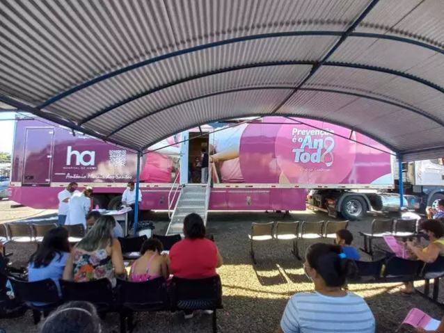 Hospital faz pr&eacute;-agendamento preventivo e mamografia gratuitos em shopping