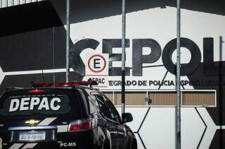 Depac Cepol, onde o caso foi registrado pela Polícia Militar. (Foto: Henrique Kawaminami)