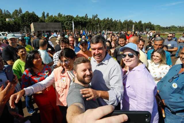 &Agrave;s v&eacute;speras da elei&ccedil;&atilde;o, candidatos ao governo focam no interior