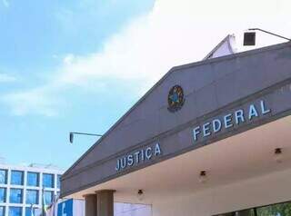 Fachada do prédio da Justiça Federal em Mato Grosso do Sul. (Foto: Henrique Kawaminami/Arquivo)