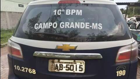 Trio em caminhonete deixa cadeirante com fratura exposta e agride outros 4