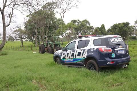 Trabalhador se desequilibra ao ligar trator e morre esmagado