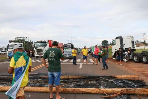 Bolsonaristas afirmam que não vão liberar trecho da BR-163: "não aceitamos o PT"