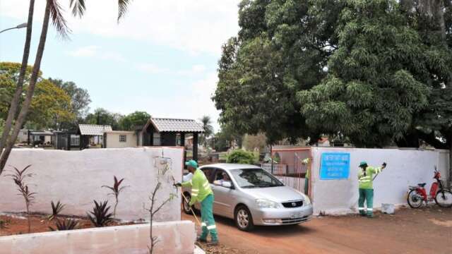 Cemit&eacute;rios p&uacute;blicos da Capital devem receber 216 mil visitantes no feriado