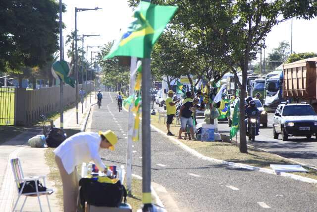 Protesto no CMO se mant&eacute;m e expectativa &eacute; de maior ades&atilde;o durante fim de semana