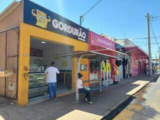 Pastelaria fica localizada na Avenida Calógeras. (Foto: Aletheya Alves)