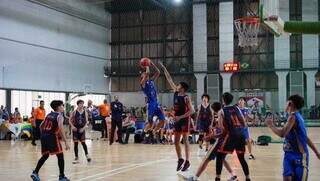 Basquetebol masculino avança para semifinal da competição (Foto: basquetebol masculino)