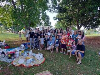 Piquenique reuniu famílias que já adotaram e também pessoas que estão no processo. (Foto: Aletheya Alves)