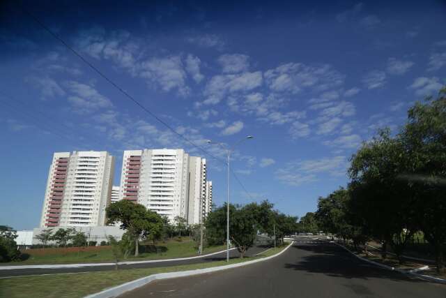 Em domingo ensolarado, temperaturas podem atingir at&eacute; 30&deg;C