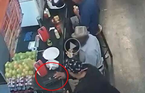 “Boladona” em ação: vídeo mostra tocaia antes de furto a idoso