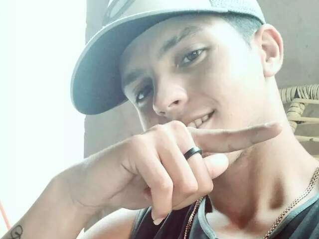 Jovem havia se mudado recentemente para casa onde foi executado