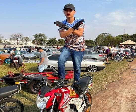 &quot;Alexandrinho&quot; era conhecido no Aero Rancho e &#039;manobreiro&#039; desde a inf&acirc;ncia