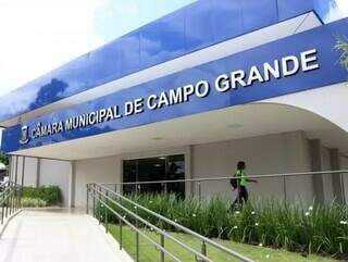 Casas de Leis emenderão feriado (Foto Henrique Kauaminami/Campo Grande News)