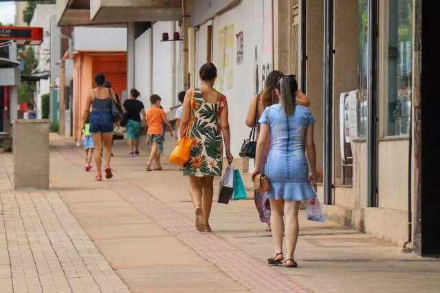 Veja o que abre e fecha durante o feriad&atilde;o em Campo Grande