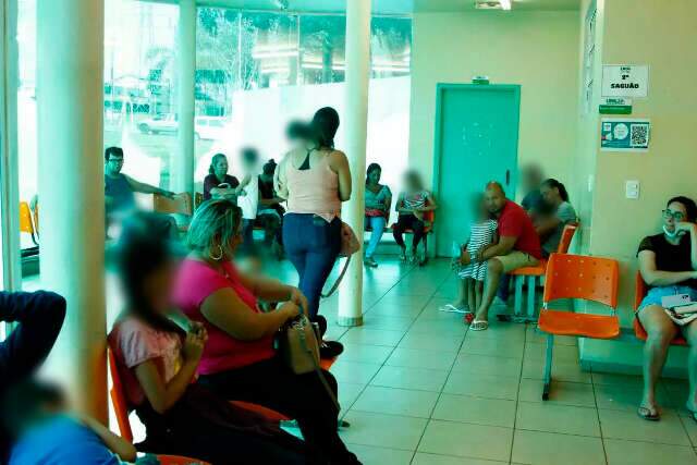 M&atilde;es esperam at&eacute; 6 horas por atendimento dos filhos em UPA da Capital