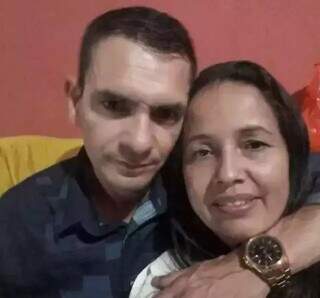 Pecro Celso e Ana Cláudia em foto publicada nas redes sociais. (Foto: reprodução / rede social)