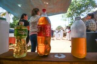 Renda com fabricação de sabão auxilia financeiramente mulheres vítimas (Foto: Marcos Maluf)