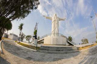 Cristo é uma das principais marcas de Izulina Xavier. (Foto: Prefeitura de Corumbá)