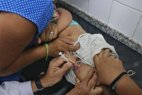 Capital tem 5 postos com vacina da covid para bebês com comorbidades