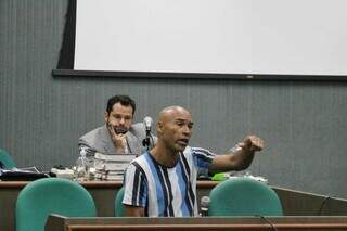 Fabiano é interrogado em júri nesta quarta-feira. (Foto: Paulo Francis)