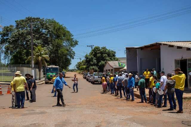 Quartel onde Bolsonaro serviu centraliza manifesta&ccedil;&otilde;es em Nioaque