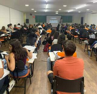 Aulão Colégio Refferencial, em Campo Grande (Foto: Edilson Soares)