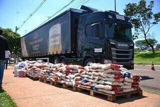 Nas edições anteriores 35 toneladas de alimentos não perecíveis foram arrecadados. (Foto: Divulgação)