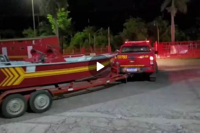 Duas pessoas desaparecem em rio ap&oacute;s ocorr&ecirc;ncia com barco no Porto do Manga