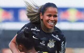 Jogadoras do Timão comemoram único gol da partida. (Foto: Reprodução/Corinthians)