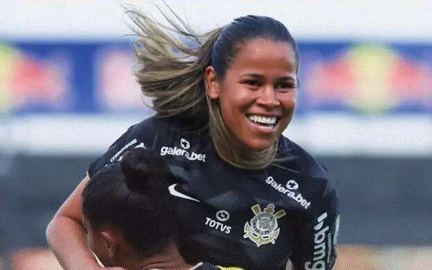 Corinthians vence Bragantino por 1 a 0 e se mant&eacute;m vivo no Paulist&atilde;o Feminino