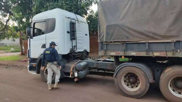 Dono de carreta usada em bloqueio de rodovia durante manifesta&ccedil;&atilde;o &eacute; preso