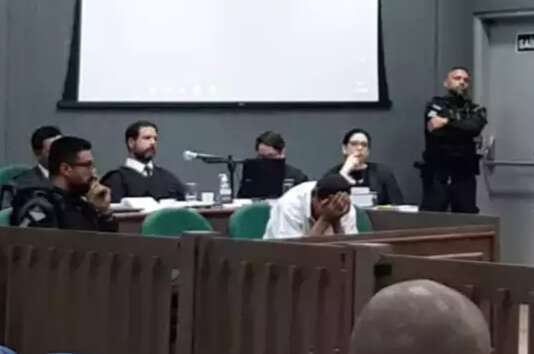 Defesa tenta convencer que r&eacute;u &ldquo;s&oacute; torturou&rdquo;, mas j&uacute;ri condena por feminic&iacute;dio