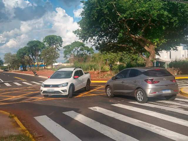 Novo acesso pela Tr&ecirc;s Barras ganha sinaliza&ccedil;&atilde;o e tr&acirc;nsito j&aacute; est&aacute; liberado