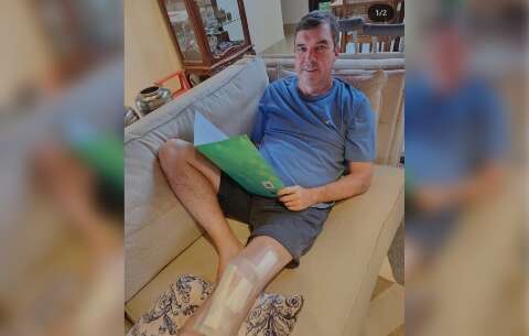 Eduardo Riedel se recupera em casa após cirurgia no joelho