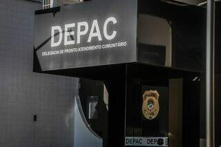 Homem procura pol&iacute;cia ap&oacute;s namorada amea&ccedil;ar fazer aborto