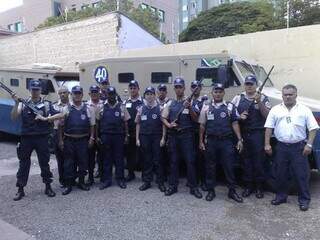 Antigos funcionários da empresa Cifra Segurança. (Foto: Divulgação / Facebook)